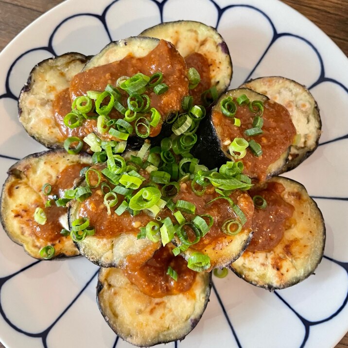 ごま油香るナスのカリッと焼き♪